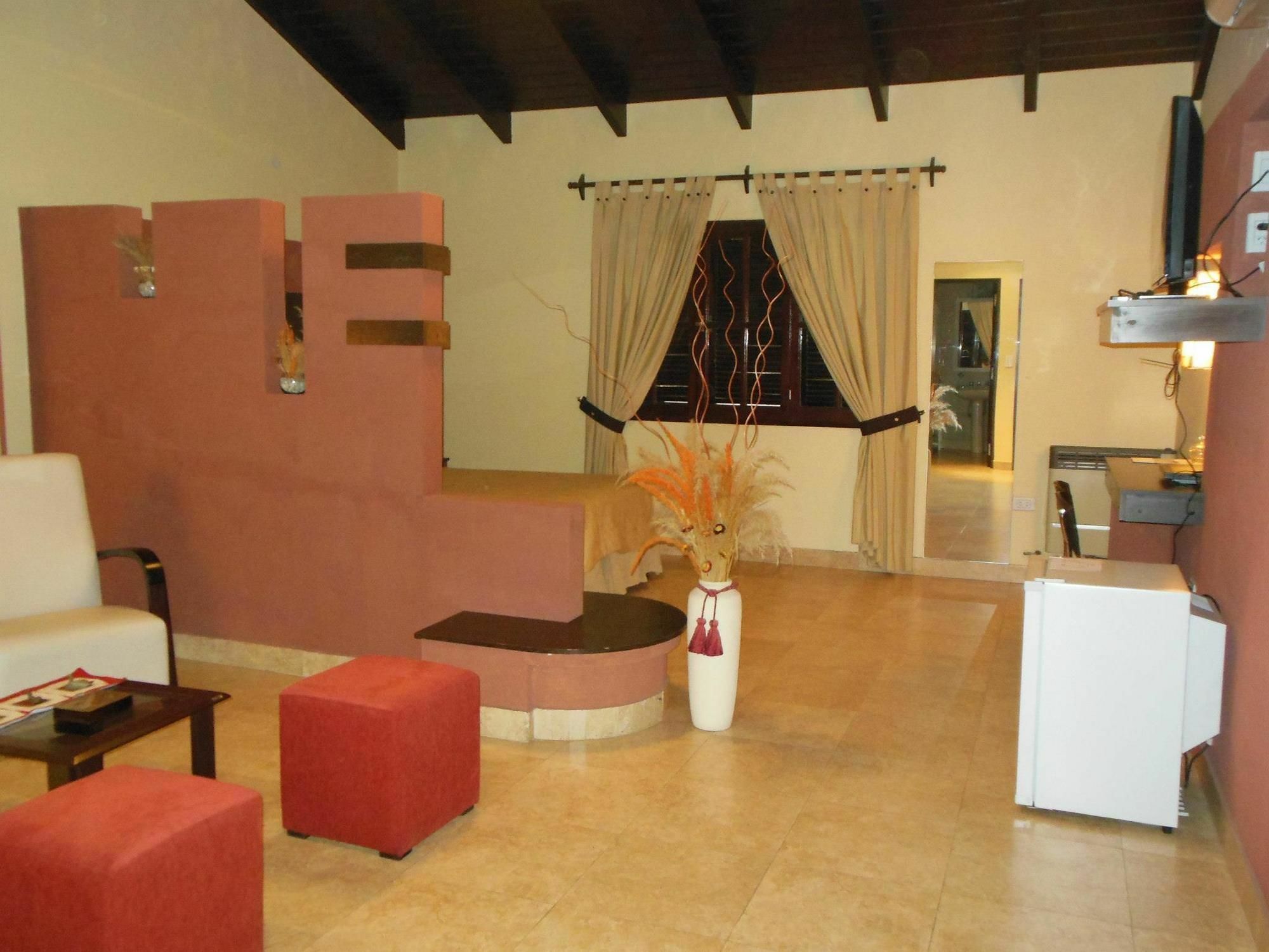 Hotel Aybal Salta Kültér fotó